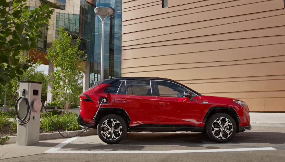 How Does The Toyota RAV4 Prime Engine Work? | Morristown